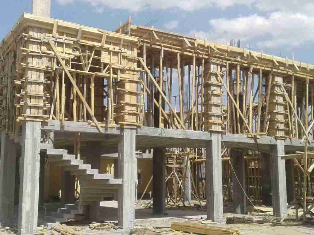 Elmadağ İnşaat Kalıpçısı